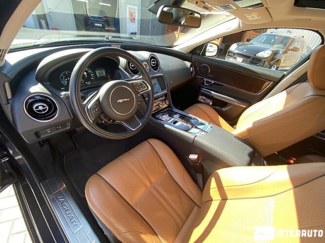 Jaguar XJ 42 interauto-car