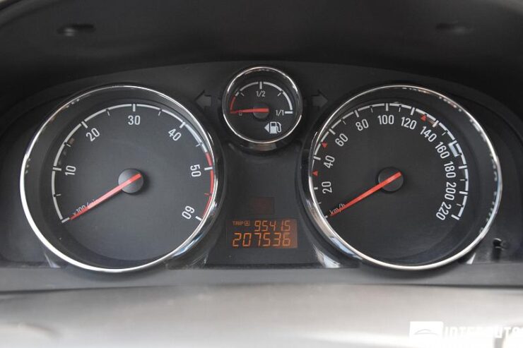 Opel Antara 39 interauto-car