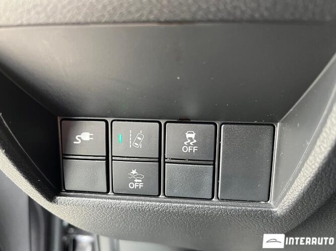 Honda Clarity 44 interauto-car