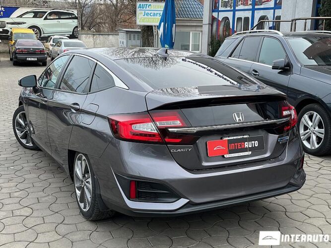 Honda Clarity 37 interauto-car
