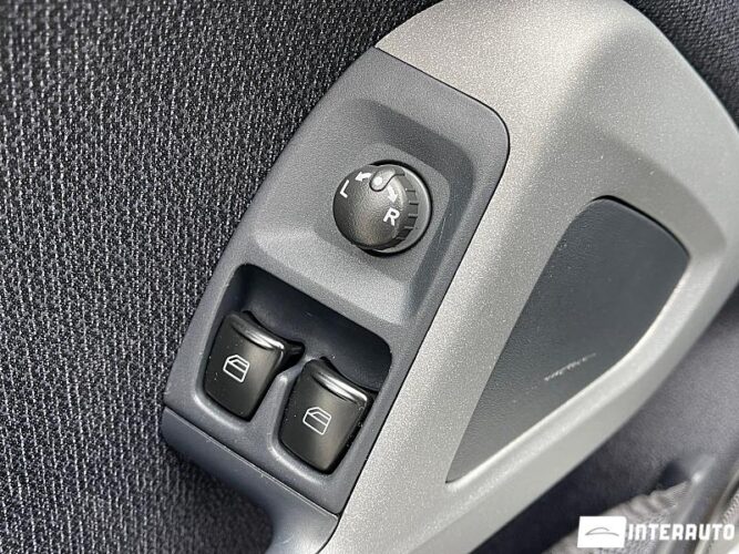 Smart Fortwo 42 interauto-car