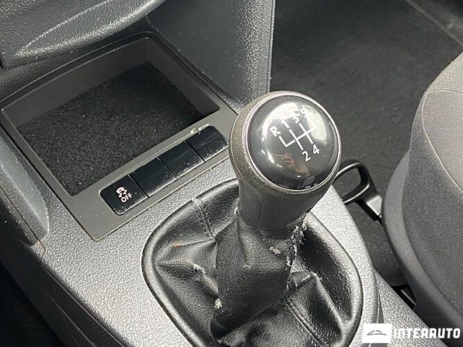 Volkswagen Caddy Maxi 40 interauto-car