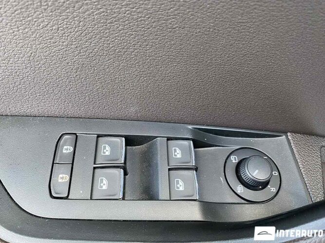 Skoda Superb 48 interauto-car