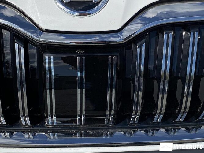 Skoda Superb 43 interauto-car