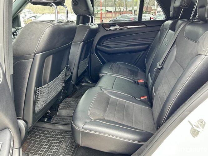 Mercedes ML 350 51 interauto-car