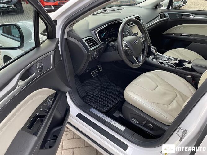 Ford Fusion 50 interauto-car