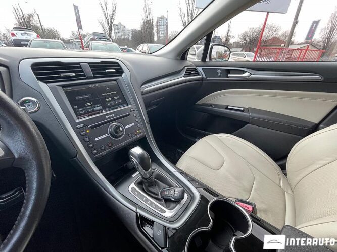 Ford Fusion 62 interauto-car