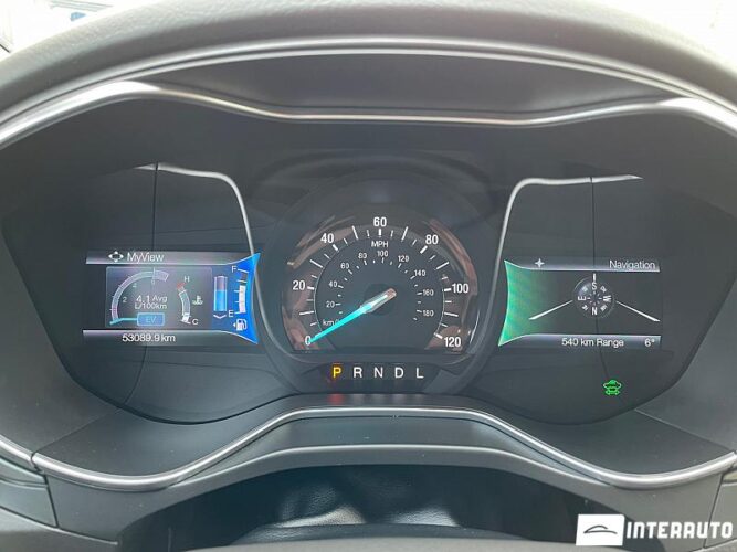 Ford Fusion 64 interauto-car