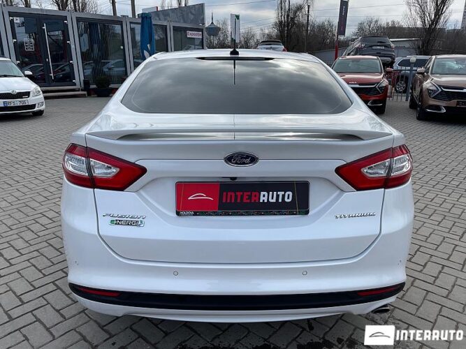 Ford Fusion 43 interauto-car