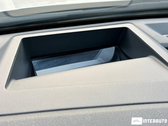 Audi SQ5 42 interauto-car