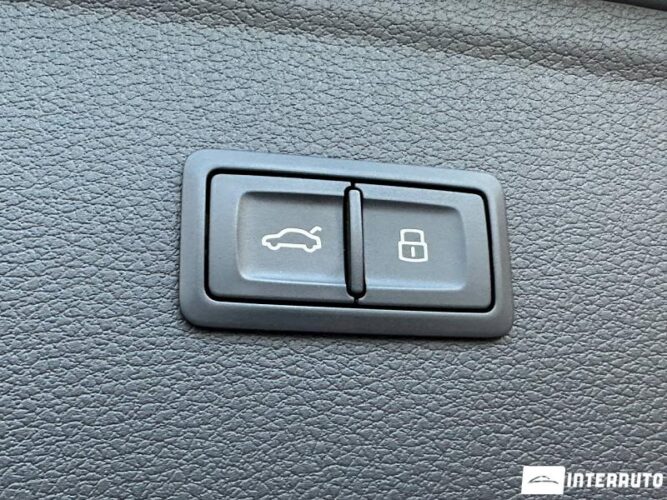 Audi SQ5 55 interauto-car