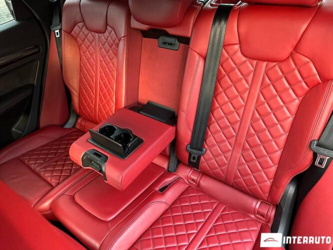 Audi SQ5 53 interauto-car