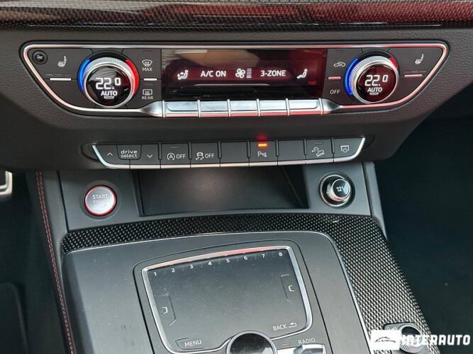 Audi SQ5 47 interauto-car