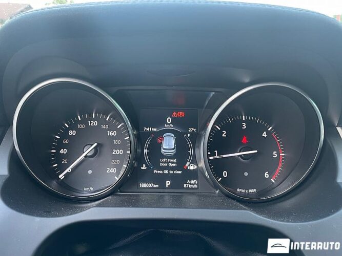 Land Rover Range Rover Evoque 32 interauto-car