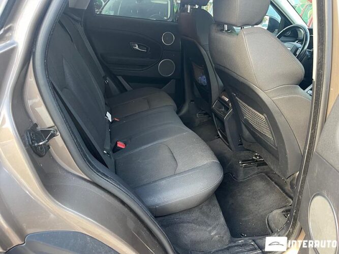 Land Rover Range Rover Evoque 36 interauto-car