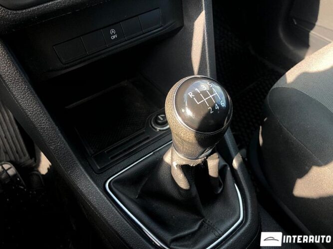 Volkswagen Caddy 33 interauto-car