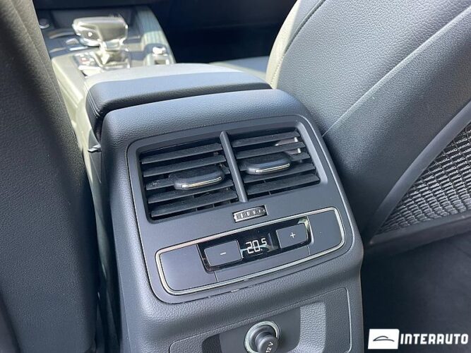 Audi A4 52 interauto-car