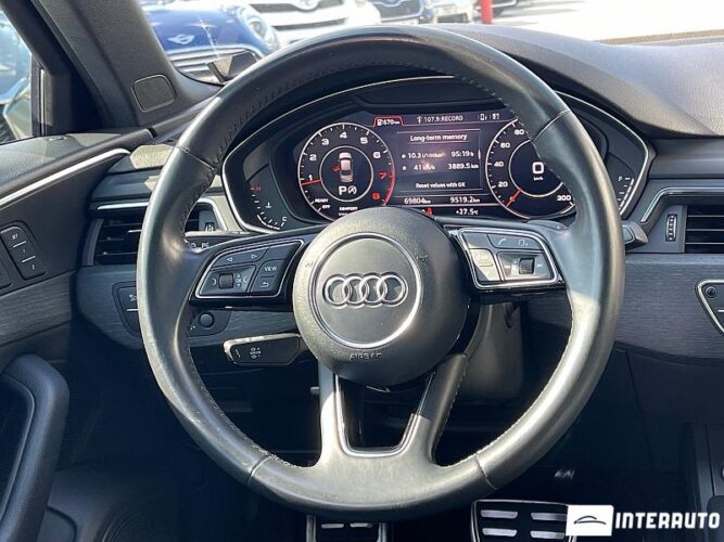 Audi A4 44 interauto-car