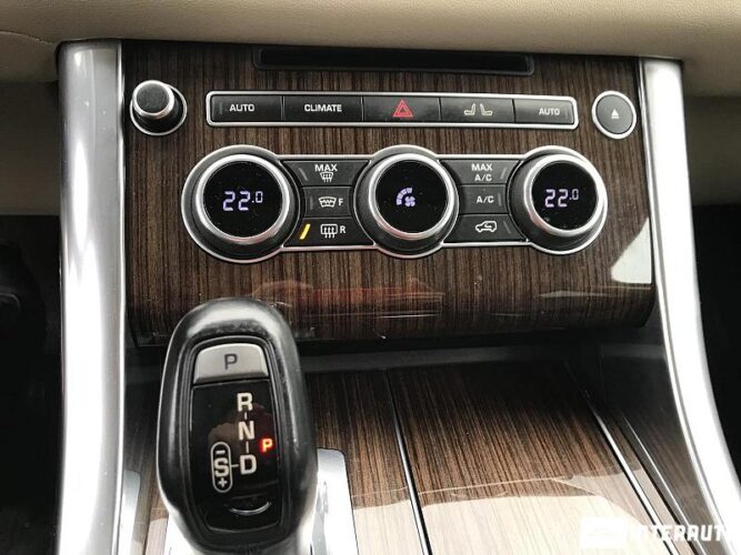 Land Rover Range Rover Sport 58 interauto-car