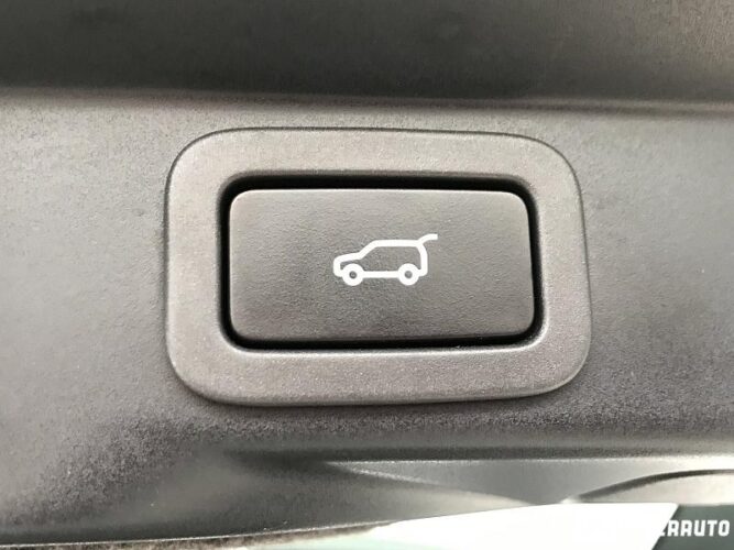 Land Rover Range Rover Sport 67 interauto-car