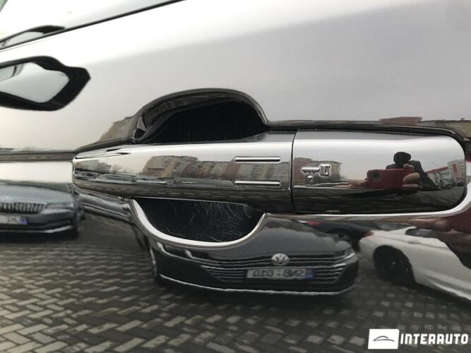 Land Rover Range Rover Sport 44 interauto-car