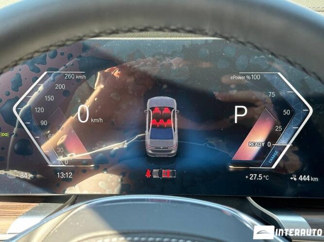 BMW i7 XDrive60 48 interauto-car