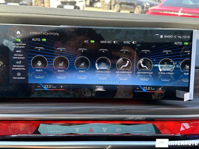 BMW i7 XDrive60 52 interauto-car