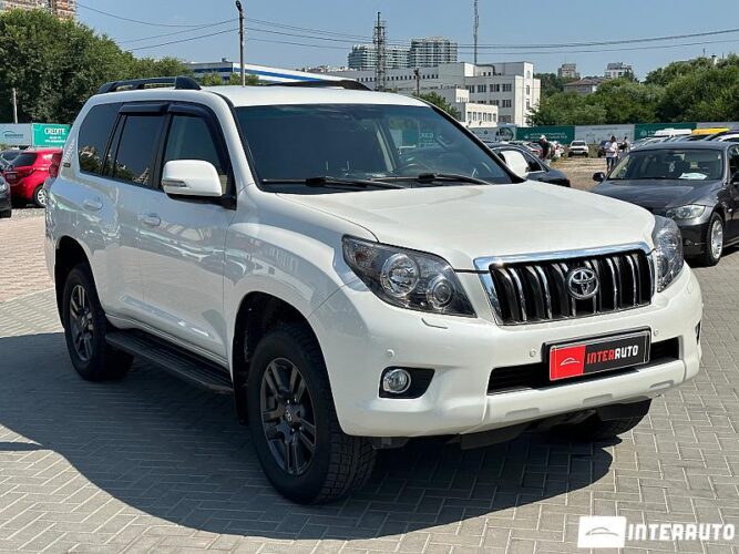 Toyota Land Cruiser Prado 35 interauto-car