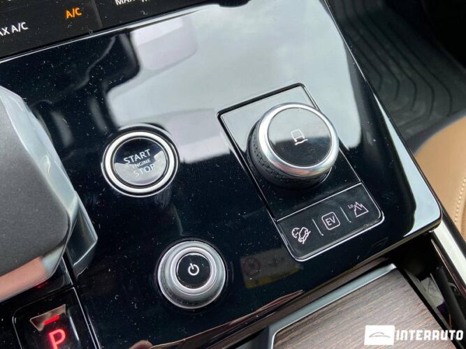 Land Rover Range Rover Sport 50 interauto-car