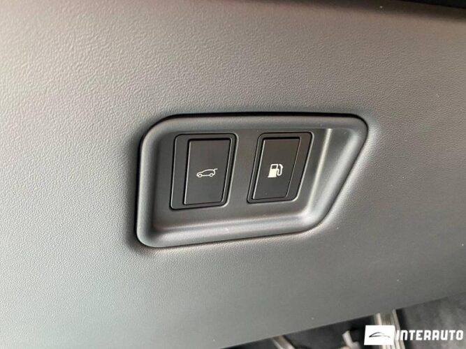 Land Rover Range Rover Sport 51 interauto-car