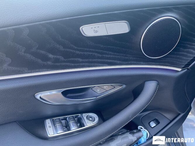 Mercedes E 220 52 interauto-car