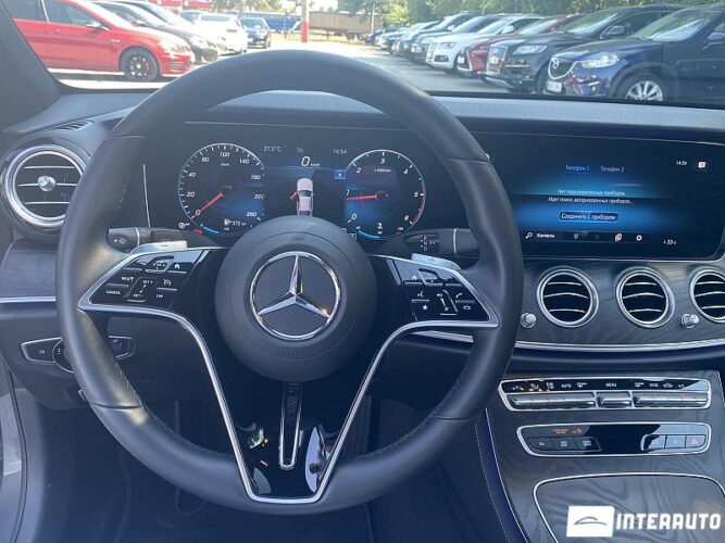 Mercedes E 220 45 interauto-car