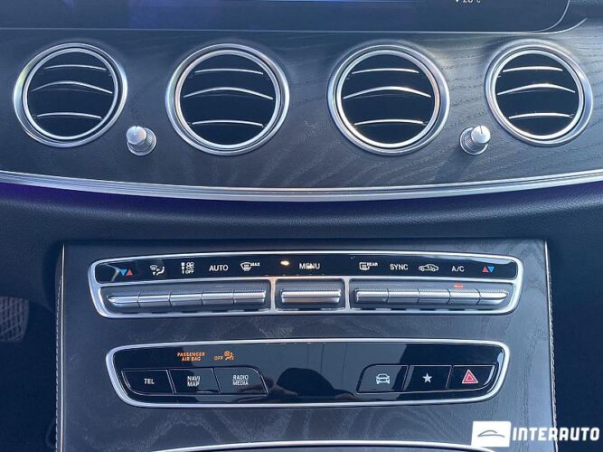 Mercedes E 220 47 interauto-car