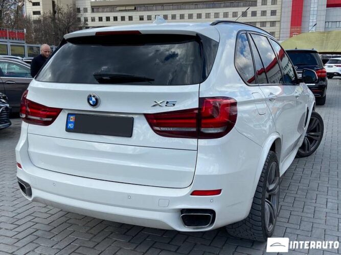 BMW X5 2.5D 33 interauto-car