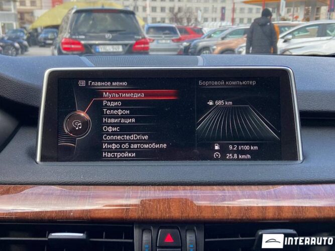 BMW X5 2.5D 42 interauto-car