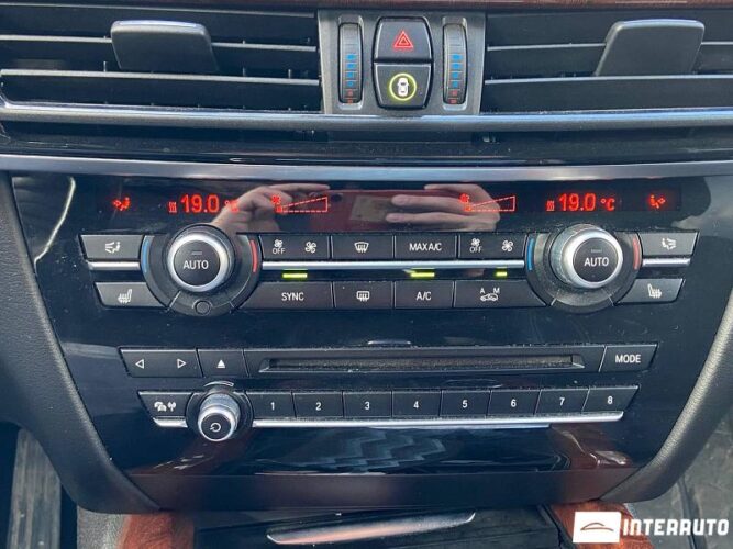 BMW X5 2.5D 45 interauto-car