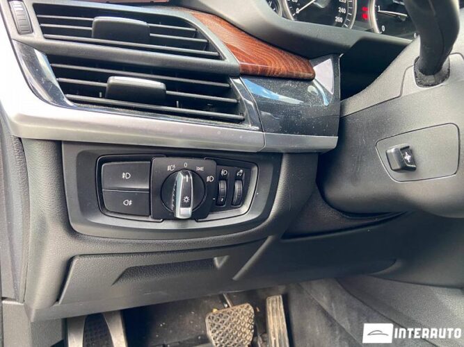 BMW X5 2.5D 38 interauto-car