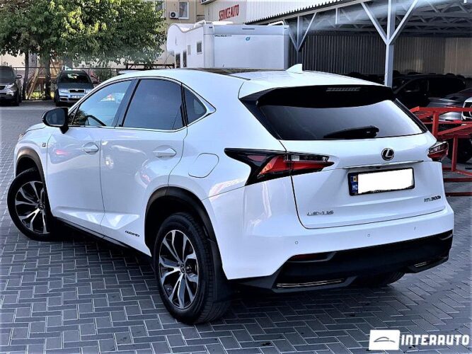 Lexus NX 300H 27 interauto-car