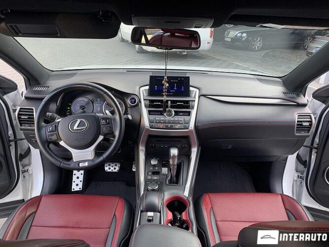 Lexus NX 300H 39 interauto-car