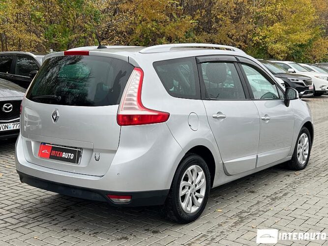 Renault Grand Scenic 30 interauto-car