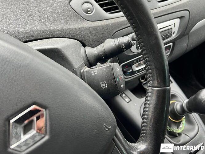 Renault Grand Scenic 38 interauto-car