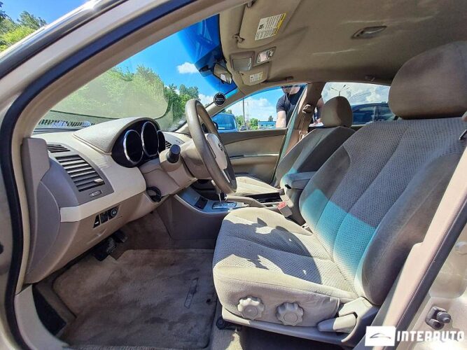 Nissan Altima 33 interauto-car