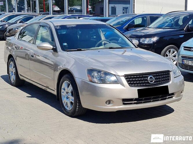 Nissan Altima 29 interauto-car