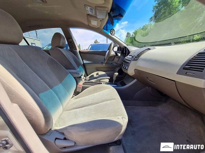 Nissan Altima 35 interauto-car