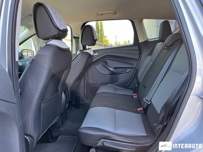 Ford Escape 44 interauto-car