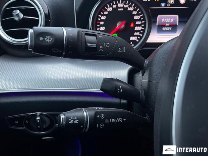 Mercedes E 200 49 interauto-car