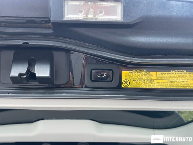 Lexus LX 570 51 interauto-car