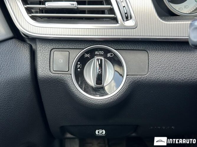 Mercedes E 300h 36 interauto-car