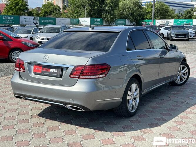 Mercedes E 300h 29 interauto-car