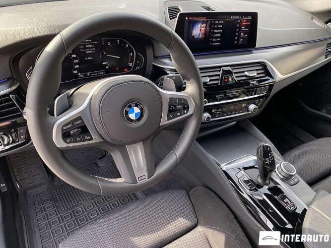 BMW 520 37 interauto-car